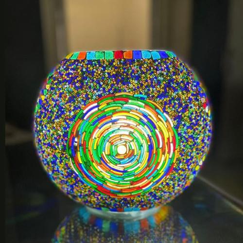 Lampe de table en verre mosaïque Blue Churi h. 32 cm.