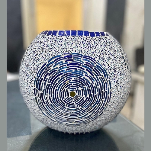 Lampe de table en verre mosaïque Blue Churi h. 32 cm.